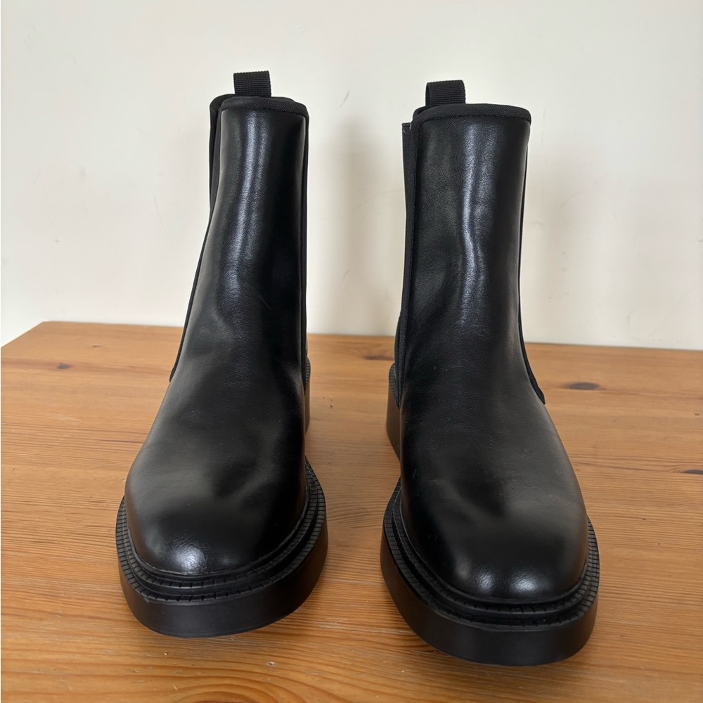 New Zara Women's Black Ankle Boots
